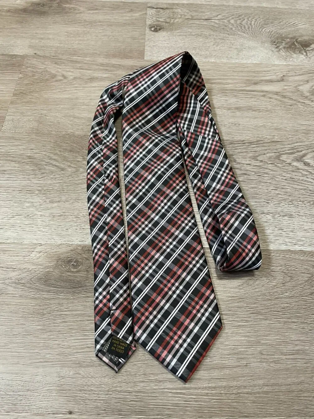 Multicolor Tie
